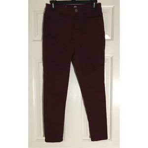 Kohl’s SO Maroon High Rise Jegging